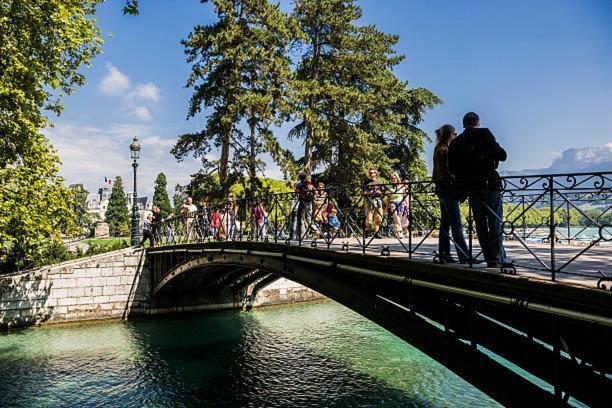 Chez Caroline Apartment Annecy Luaran gambar